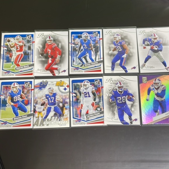 7. Panini Lot of 10 Cards Buffalo 🦬 BILLS Football Trading Cards 🏈 - Picture 11 of 11